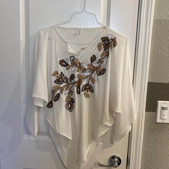 Top. Georgette Sequenced BEAUTIFUL. White - Picture 5 of 17